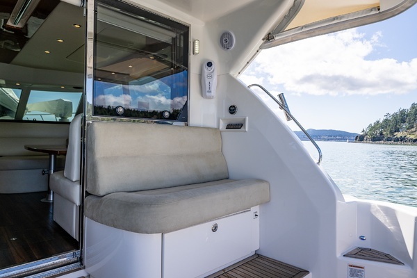 Photo of the 2011 Riviera 43 Open Flybridge "THERAPY"