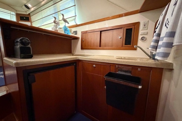 Work to Play 37ft Riviera Yacht For Sale