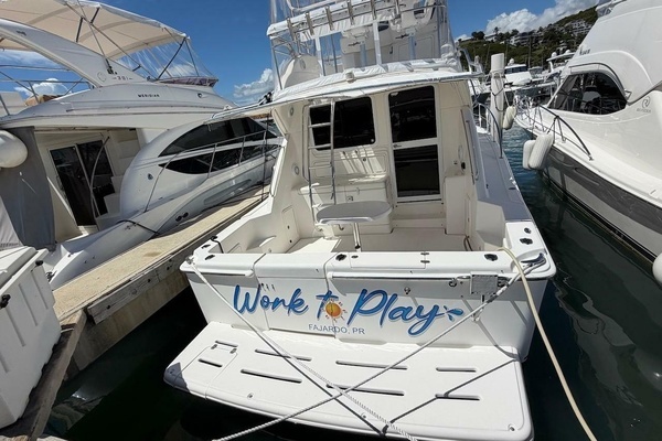 Photo of the 2005 Riviera 37 Flybridge "Work to Play"