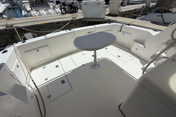 Photo of the 2005 Riviera 37 Flybridge "Work to Play"