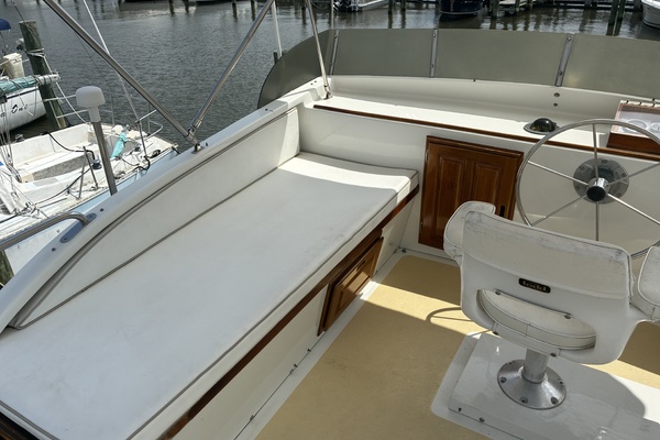 Kreweboat 35ft Duffy Yacht For Sale
