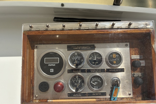 Kreweboat 35ft Duffy Yacht For Sale