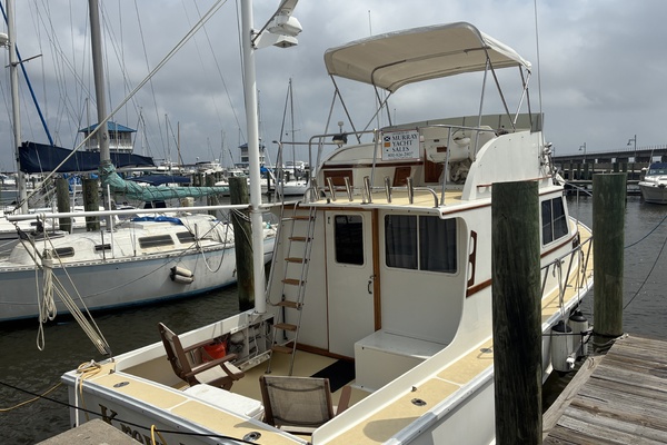 Kreweboat 35ft Duffy Yacht For Sale