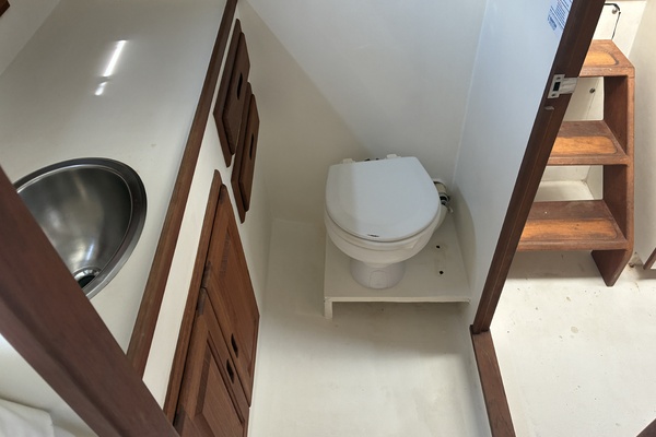 Kreweboat 35ft Duffy Yacht For Sale