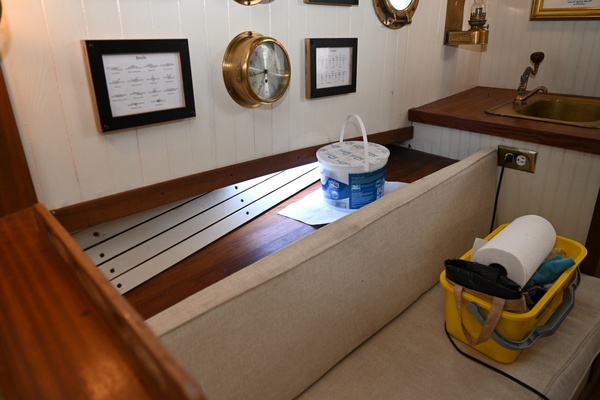 Sylvia II 36ft Willis Yacht For Sale