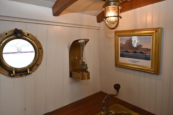 Willis Cruiser Yacht For Sale