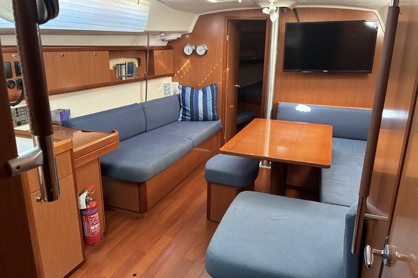 Photo of the 2008 Beneteau Oceanis 43 "ASTRAEA"