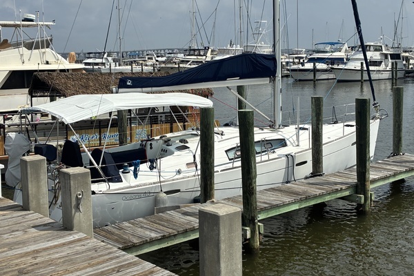 Photo of the 2008 Beneteau Oceanis 43 "ASTRAEA"