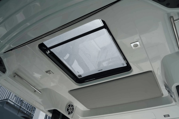 35ft Jeanneau Yacht For Sale