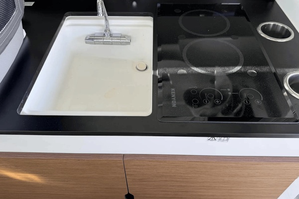 26ft Jeanneau Yacht For Sale