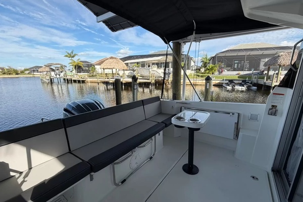 26ft Jeanneau Yacht For Sale