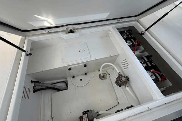 26ft Jeanneau Yacht For Sale