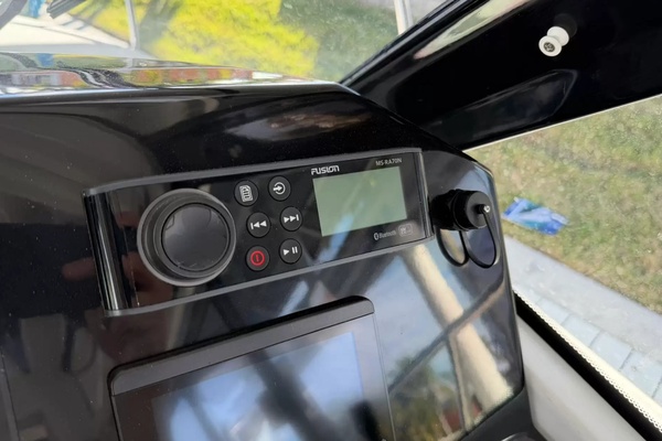 26ft Jeanneau Yacht For Sale