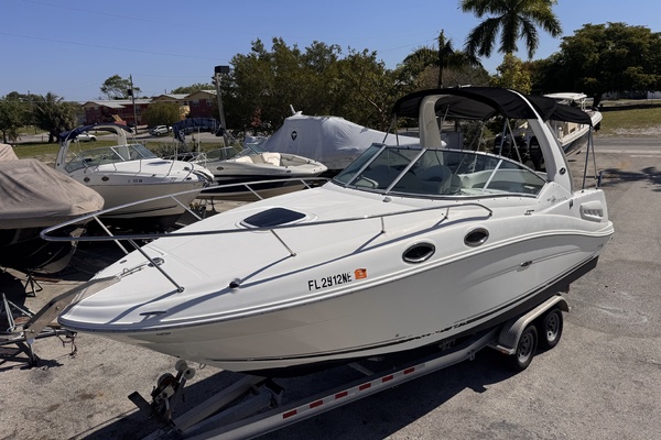 26ft Sea Ray Yacht For Sale