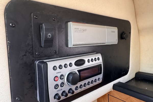 26ft Sea Ray Yacht For Sale