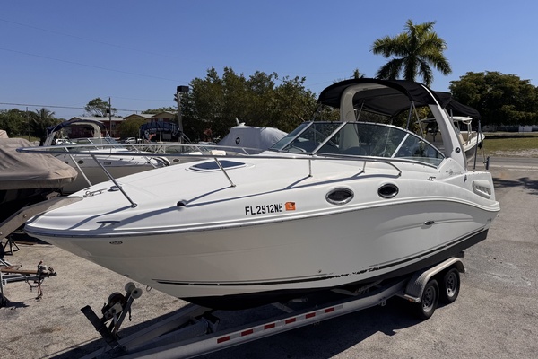 26ft Sea Ray Yacht For Sale