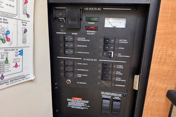 26ft Sea Ray Yacht For Sale