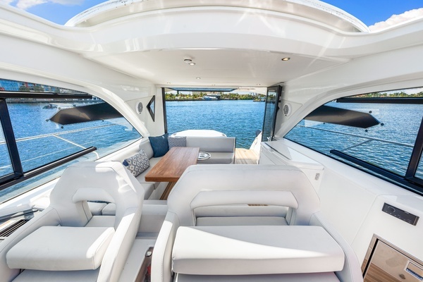 2024 Beneteau 45