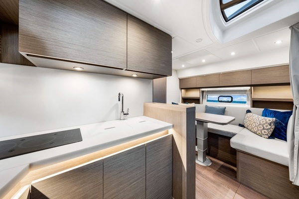 2024 Beneteau 45