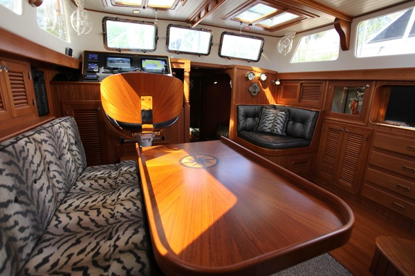 ldquo Gypsea Dancer rdquo  43ft Hampton Yacht For Sale