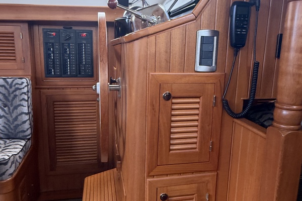 Gypsea Dancer 43ft Hampton Yacht For Sale