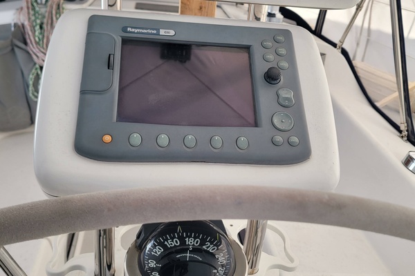 Escape II 33ft Catalina Yacht For Sale