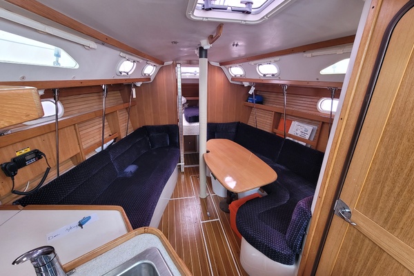 Escape II 33ft Catalina Yacht For Sale