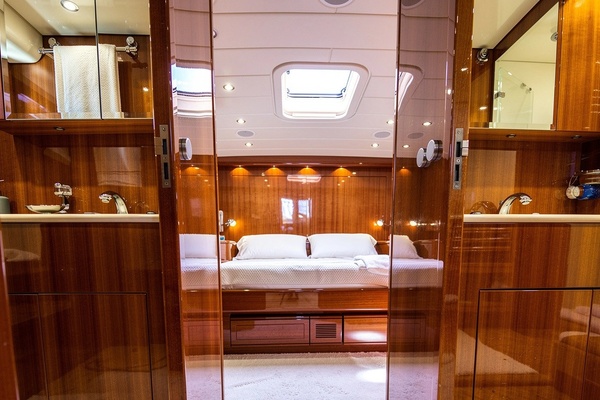 M Y Nilthalou 75ft Arno Leopard