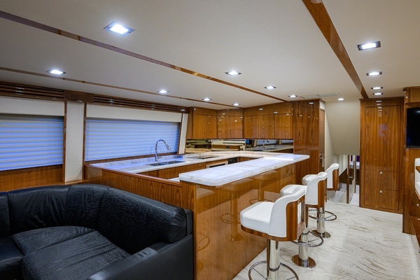 Photo of the 2023 Viking 80 Skybridge "MERCEDES"