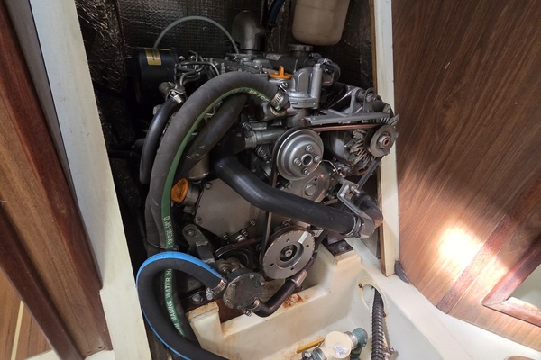 Kailani 31ft Hunter Yacht For Sale