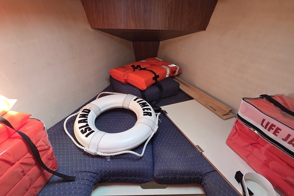 Kailani 31ft Hunter Yacht For Sale