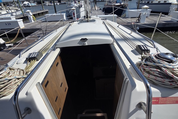 Kailani 31ft Hunter Yacht For Sale