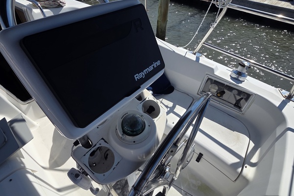 Kailani 31ft Hunter Yacht For Sale