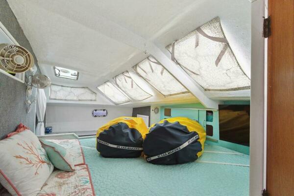 SOULSHINE 36ft Dean Yacht For Sale