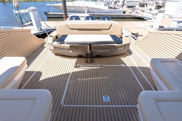 Be Happy 50ft Cruisers Yachts Yacht For Sale