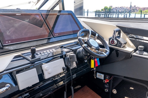 Be Happy 50ft Cruisers Yachts Yacht For Sale