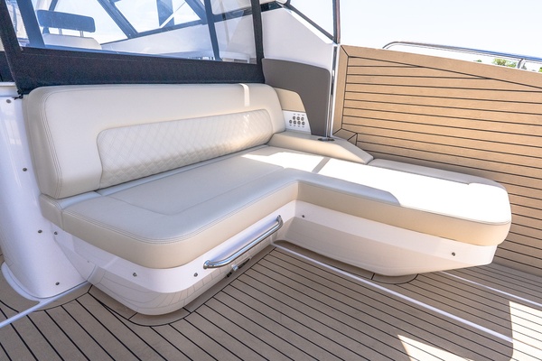 Be Happy 50ft Cruisers Yachts Yacht For Sale