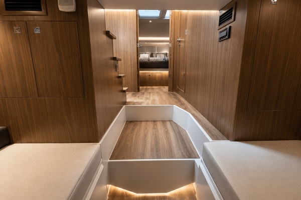 Be Happy 50ft Cruisers Yachts Yacht For Sale