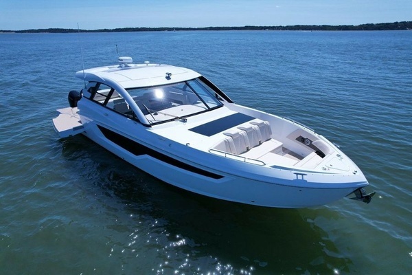 50-ft-Cruisers Yachts-2024-50 GLS-Be Happy Staten Island New York United States  yacht for sale