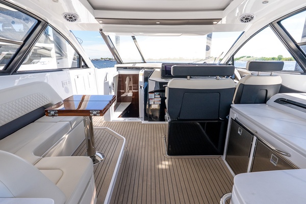 Be Happy 50ft Cruisers Yachts Yacht For Sale