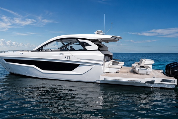 Be Happy 50ft Cruisers Yachts Yacht For Sale