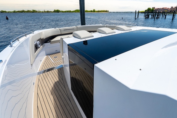 Be Happy 50ft Cruisers Yachts Yacht For Sale