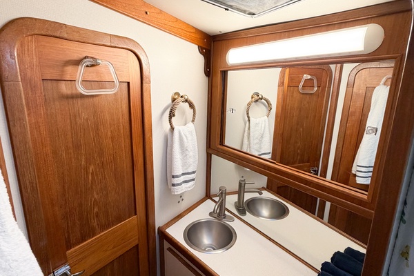 GONE GIRL 36ft Pacemaker Yacht For Sale