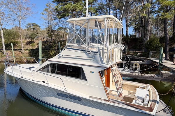 GONE GIRL 36ft Pacemaker Yacht For Sale