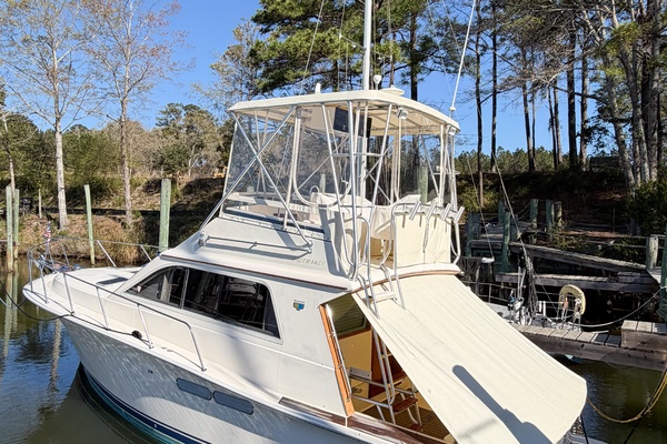 GONE GIRL 36ft Pacemaker Yacht For Sale