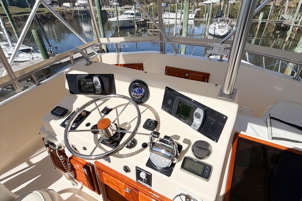 GONE GIRL 36ft Pacemaker Yacht For Sale