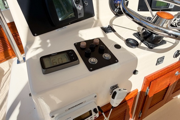 GONE GIRL 36ft Pacemaker Yacht For Sale