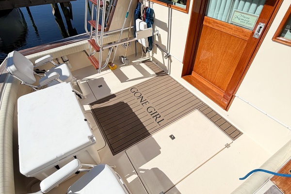 GONE GIRL 36ft Pacemaker Yacht For Sale