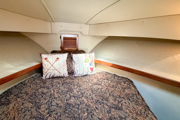 GONE GIRL 36ft Pacemaker Yacht For Sale