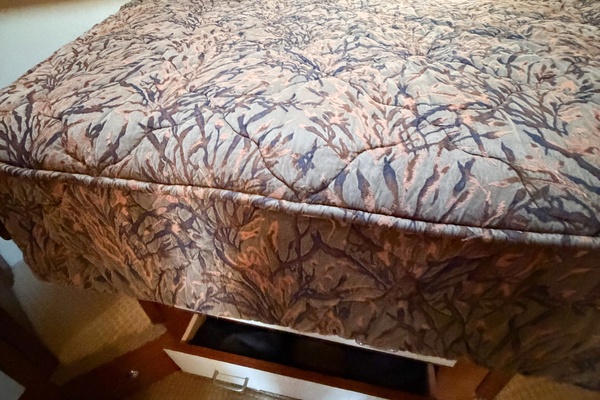 GONE GIRL 36ft Pacemaker Yacht For Sale